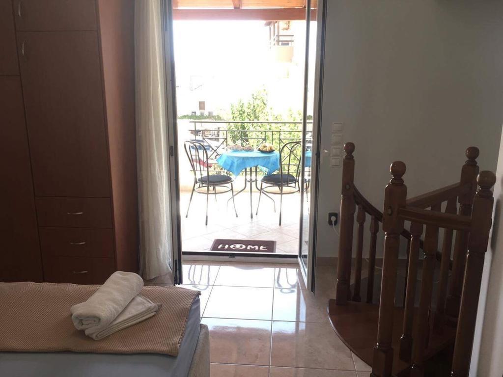 The Endless Blue Maisonette